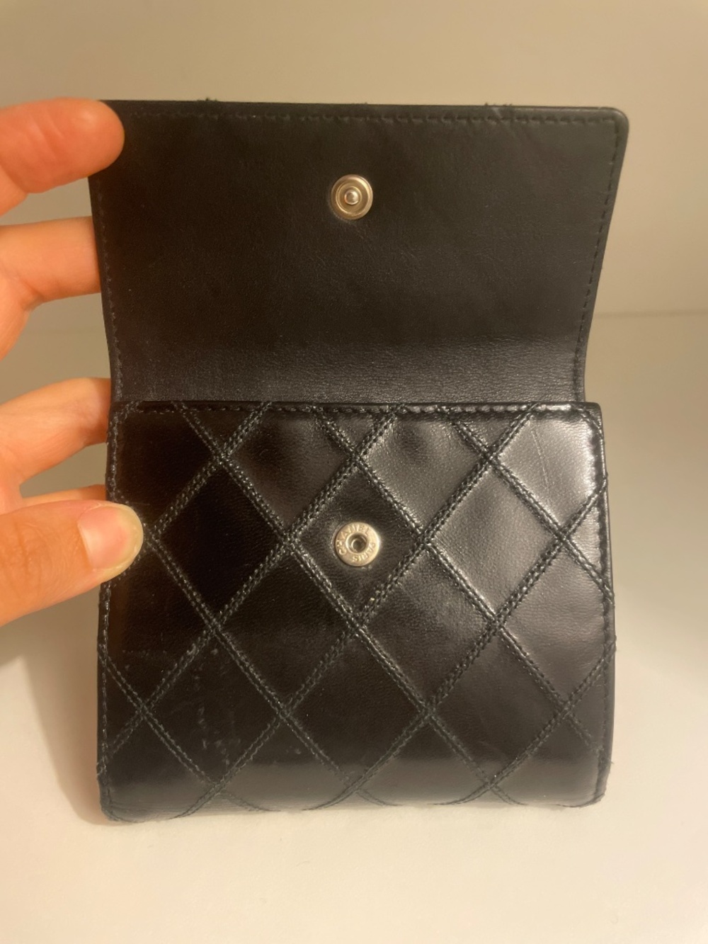 CHANEL Black Lambskin Quilted Wallet - Picture 6 of 12